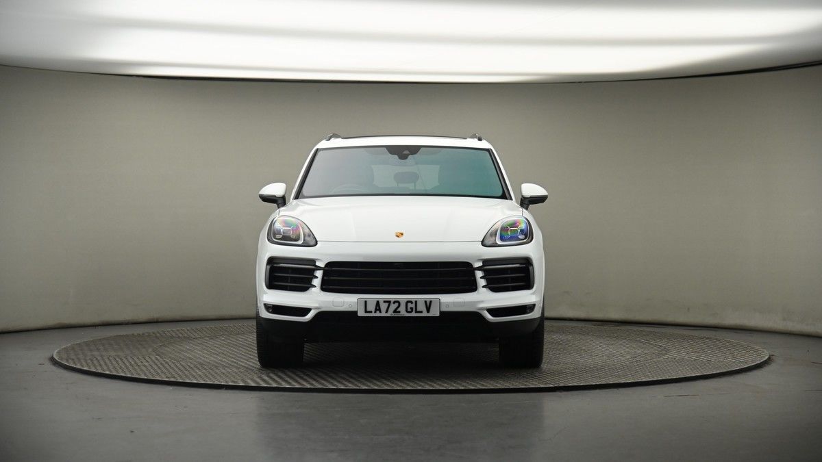 Porsche Cayenne Image 18