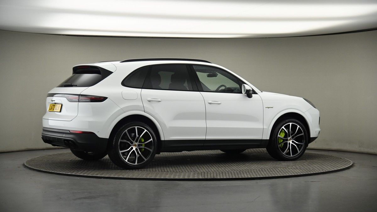 More views of Porsche Cayenne