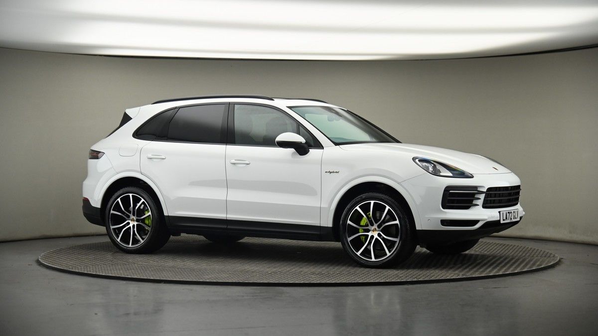 Porsche Cayenne Image 6