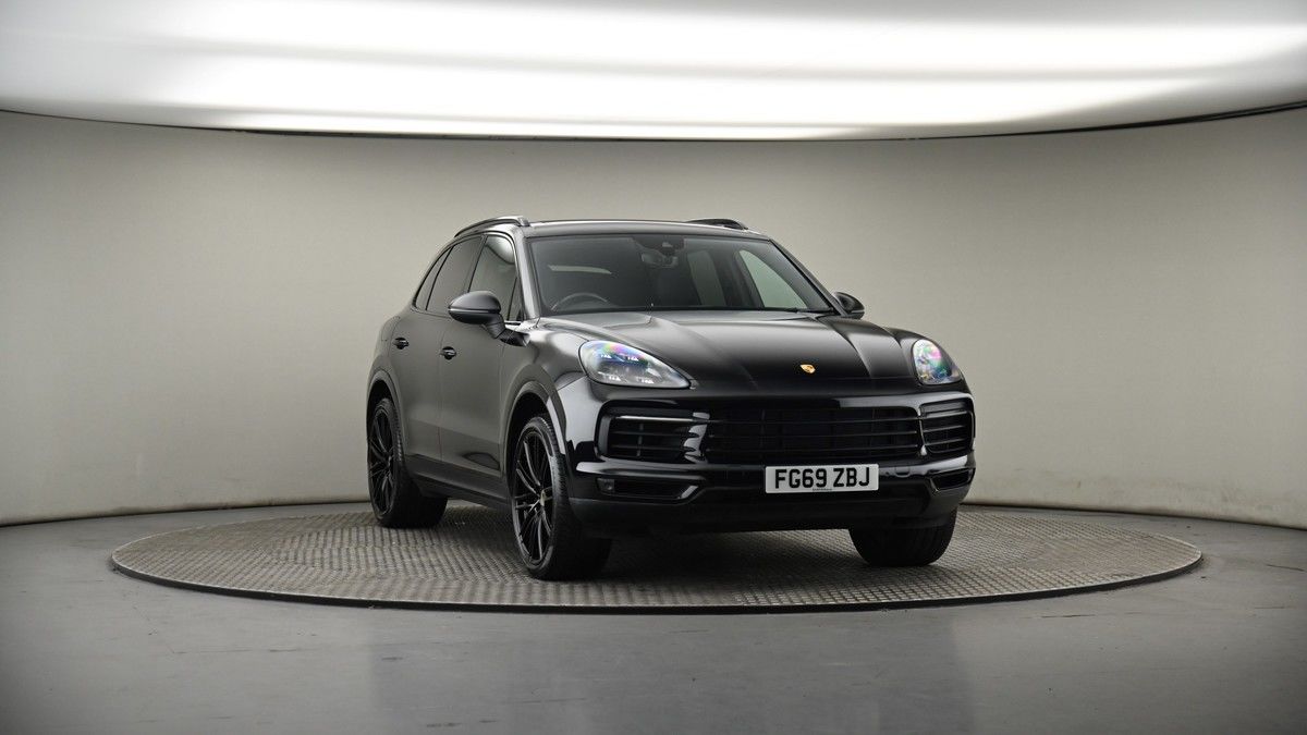 More views of Porsche Cayenne