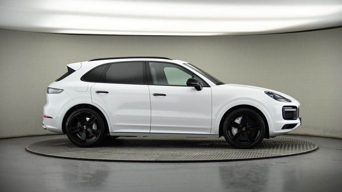 More views of Porsche Cayenne