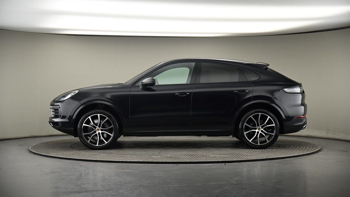 Porsche Cayenne Image 37