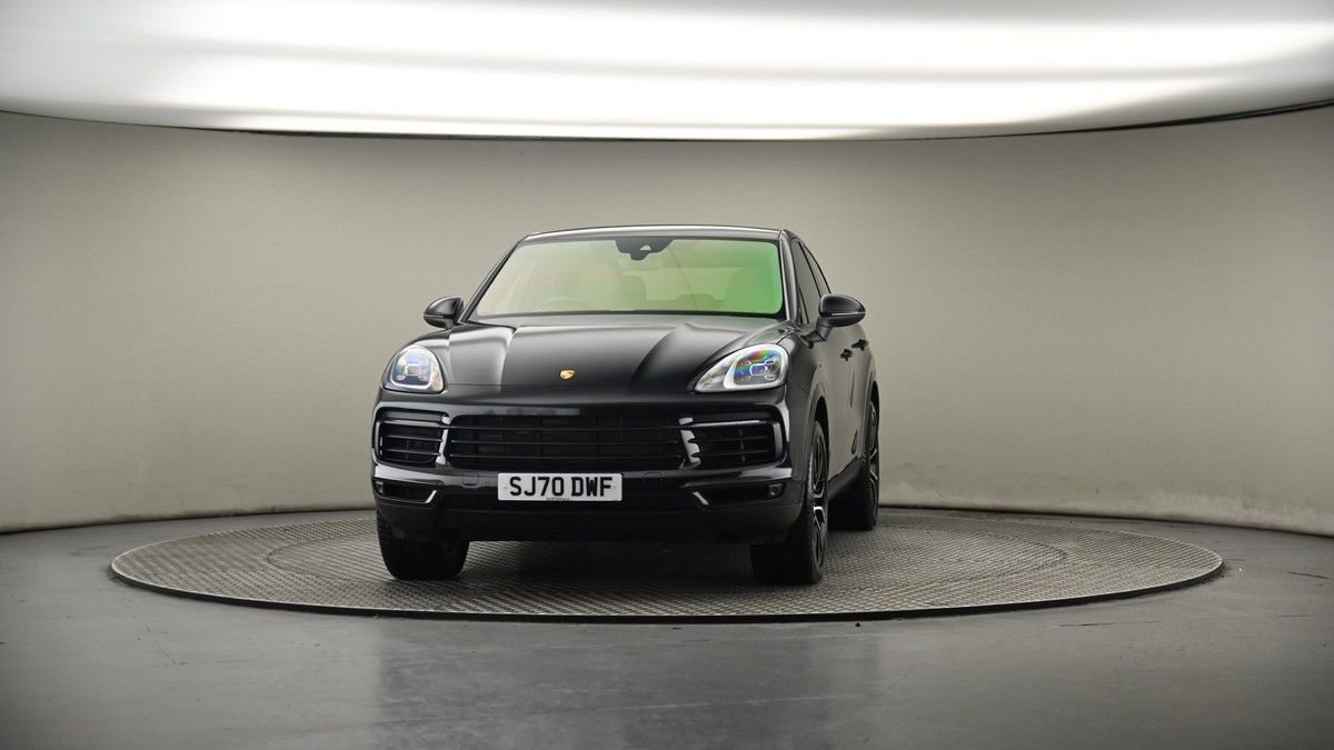 More views of Porsche Cayenne