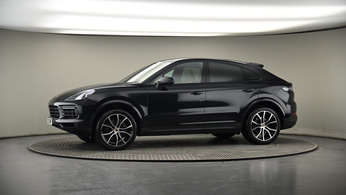 More views of Porsche Cayenne