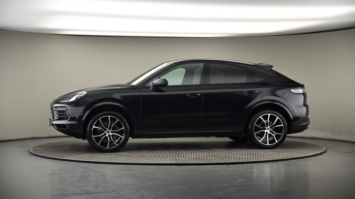 Porsche Cayenne Image 19