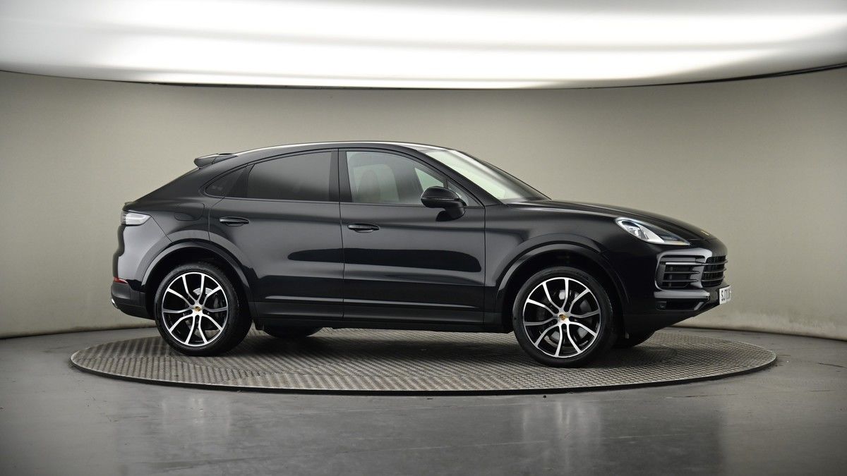 Porsche Cayenne Image 6