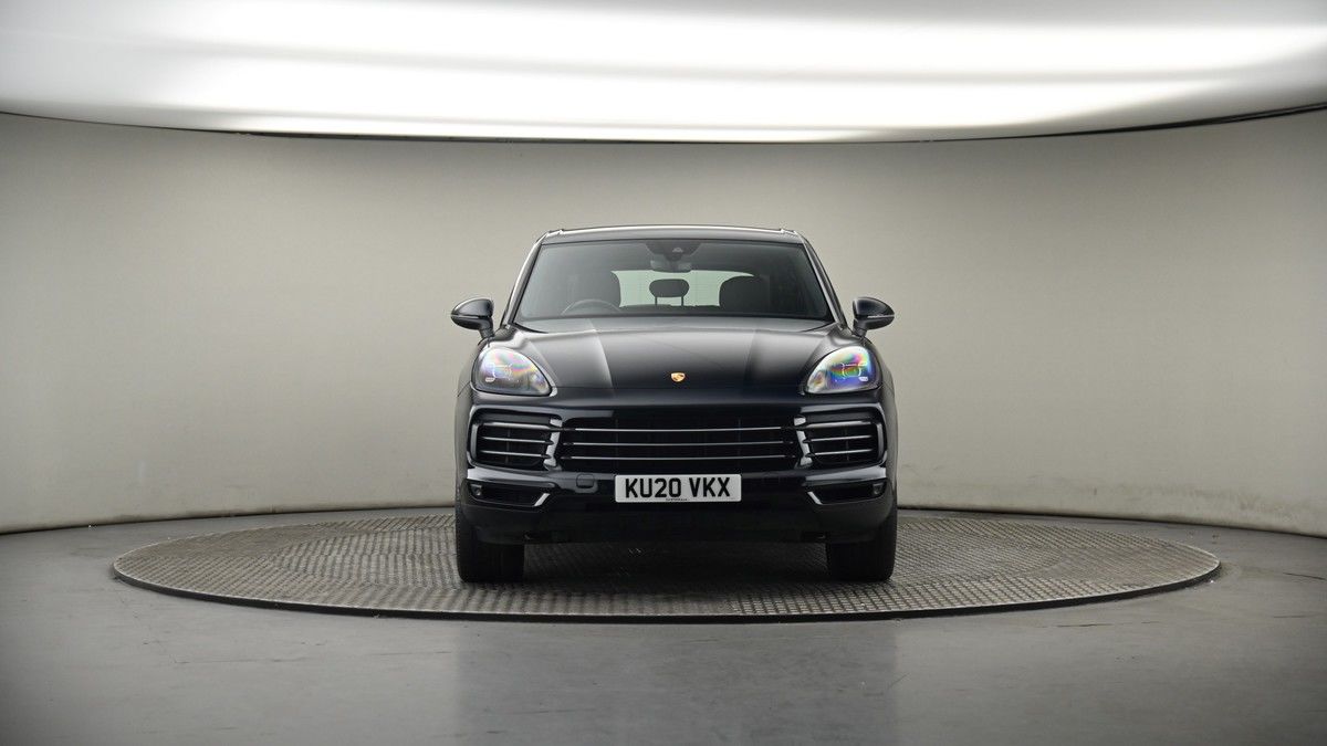 Porsche Cayenne Image 18