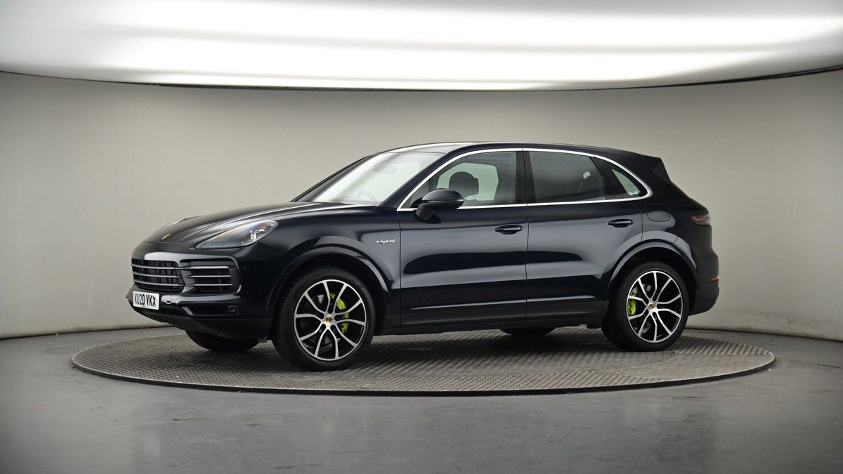 More views of Porsche Cayenne