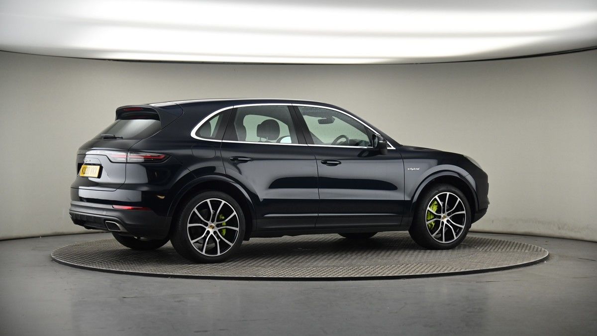 More views of Porsche Cayenne