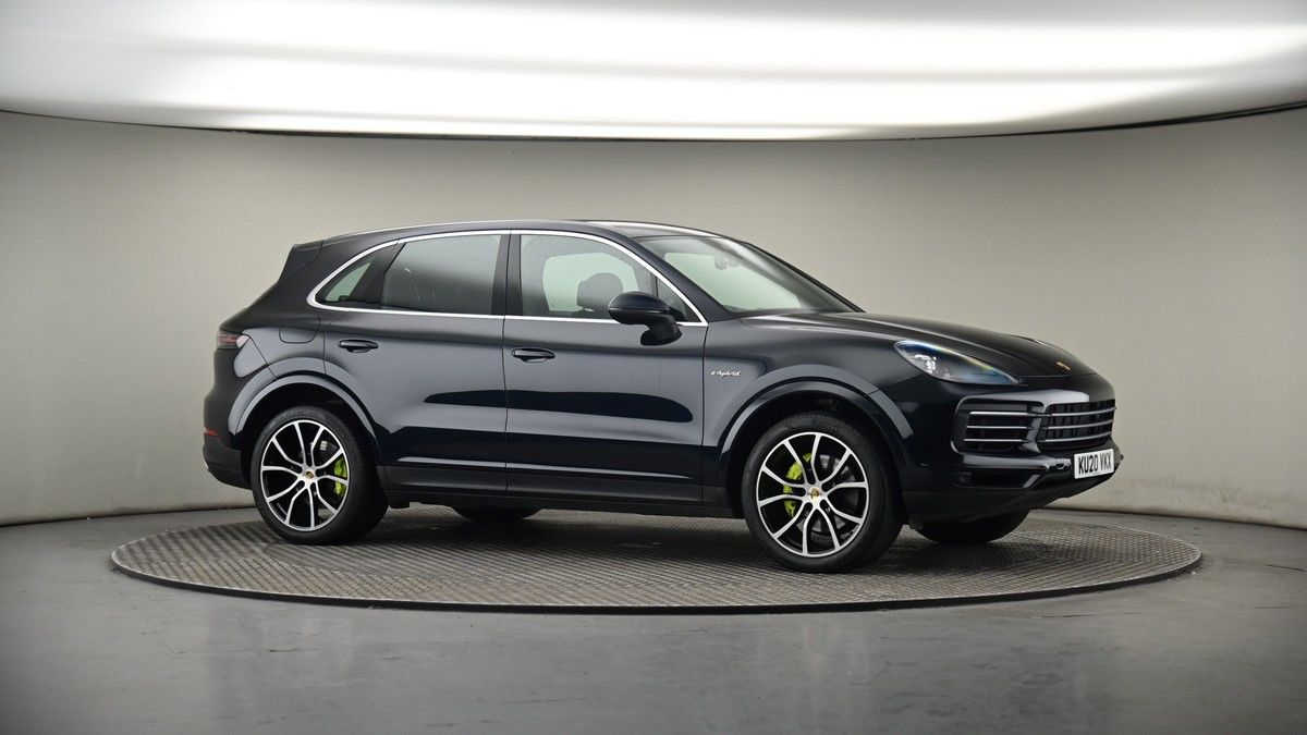 More views of Porsche Cayenne