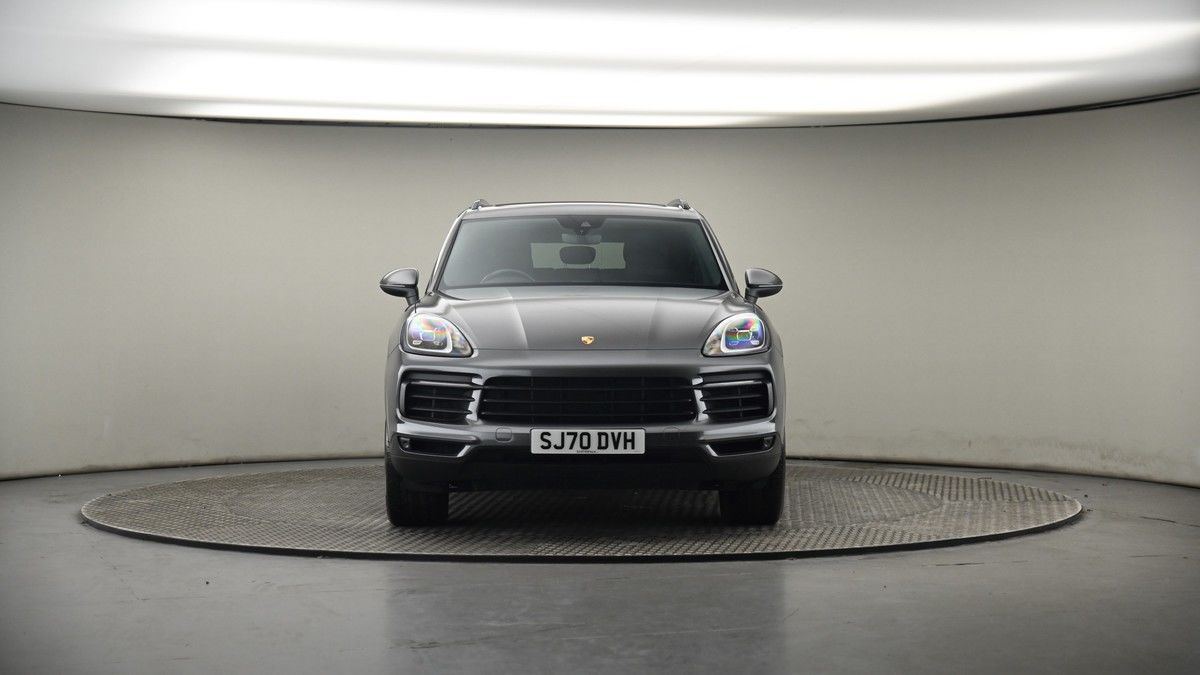 More views of Porsche Cayenne