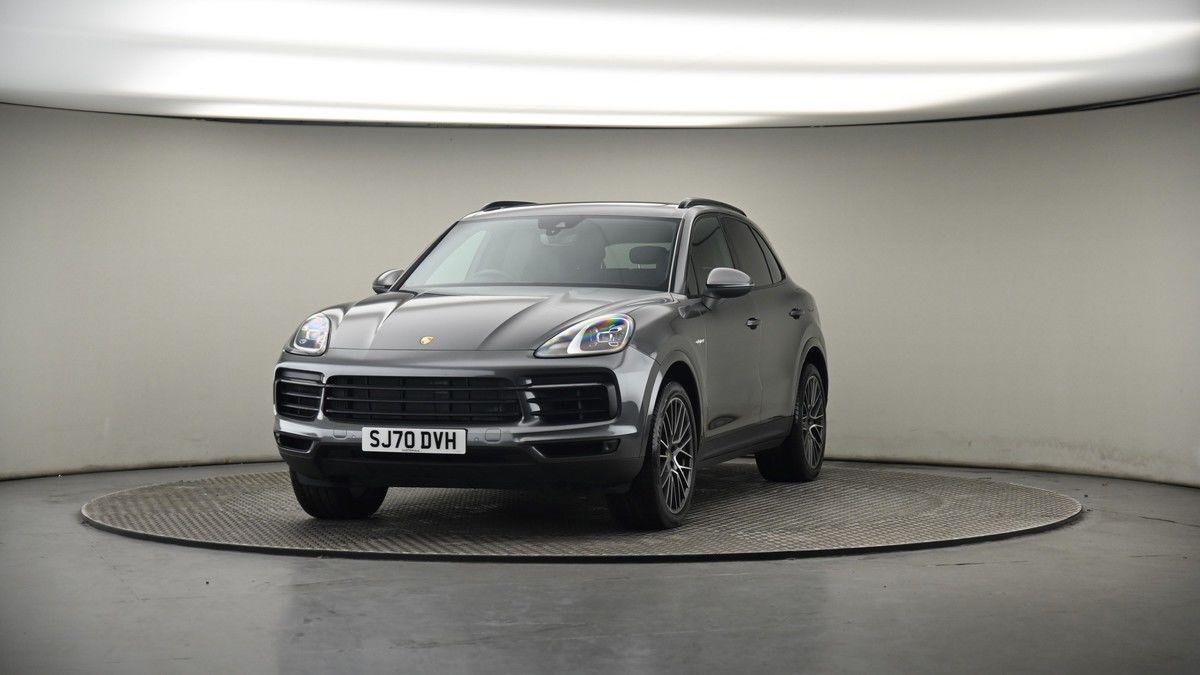 More views of Porsche Cayenne