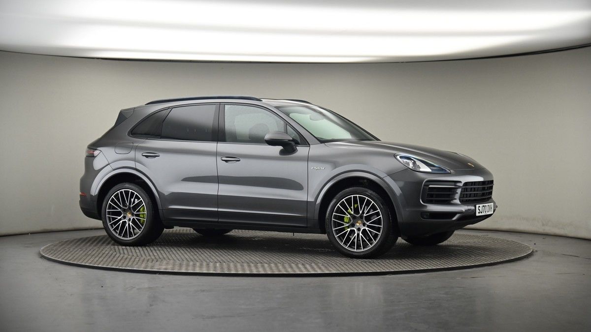 More views of Porsche Cayenne