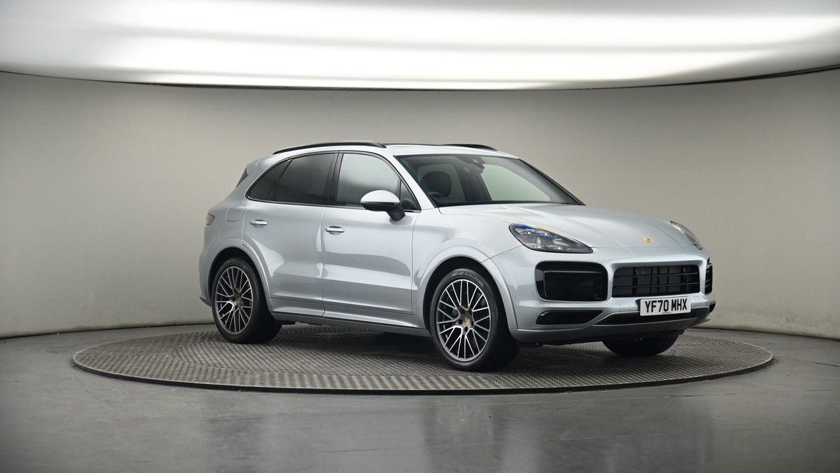 More views of Porsche Cayenne