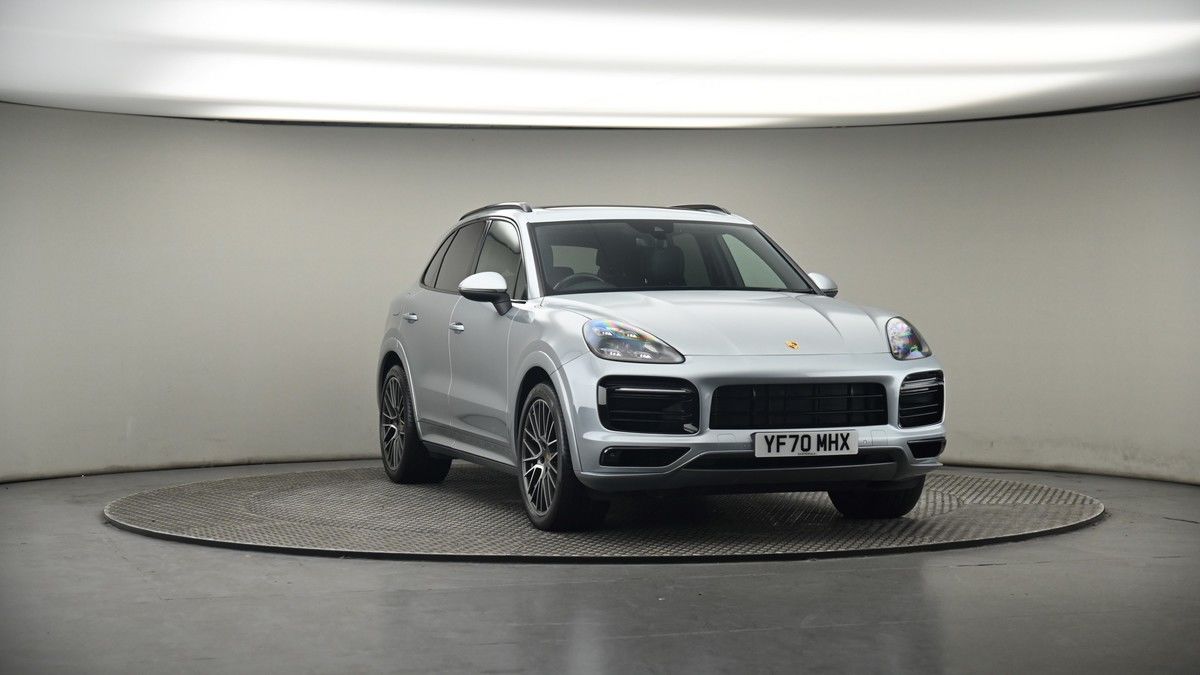 More views of Porsche Cayenne