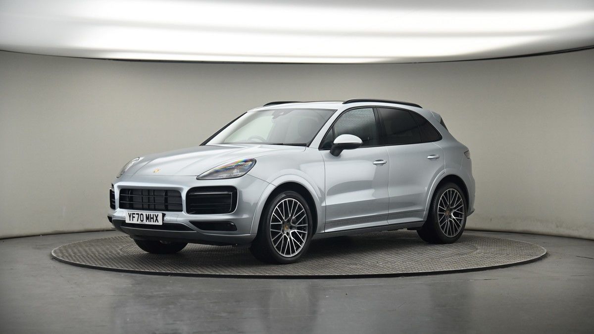 More views of Porsche Cayenne