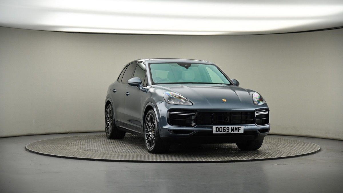 More views of Porsche Cayenne