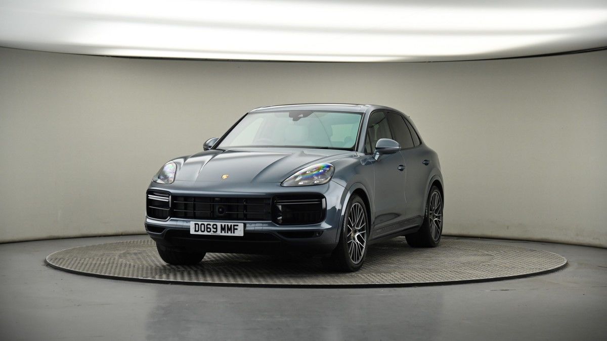 More views of Porsche Cayenne