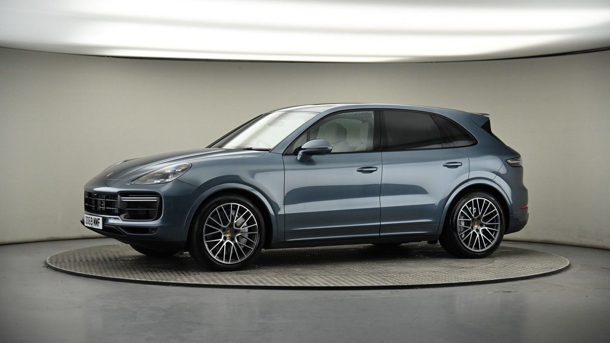 More views of Porsche Cayenne