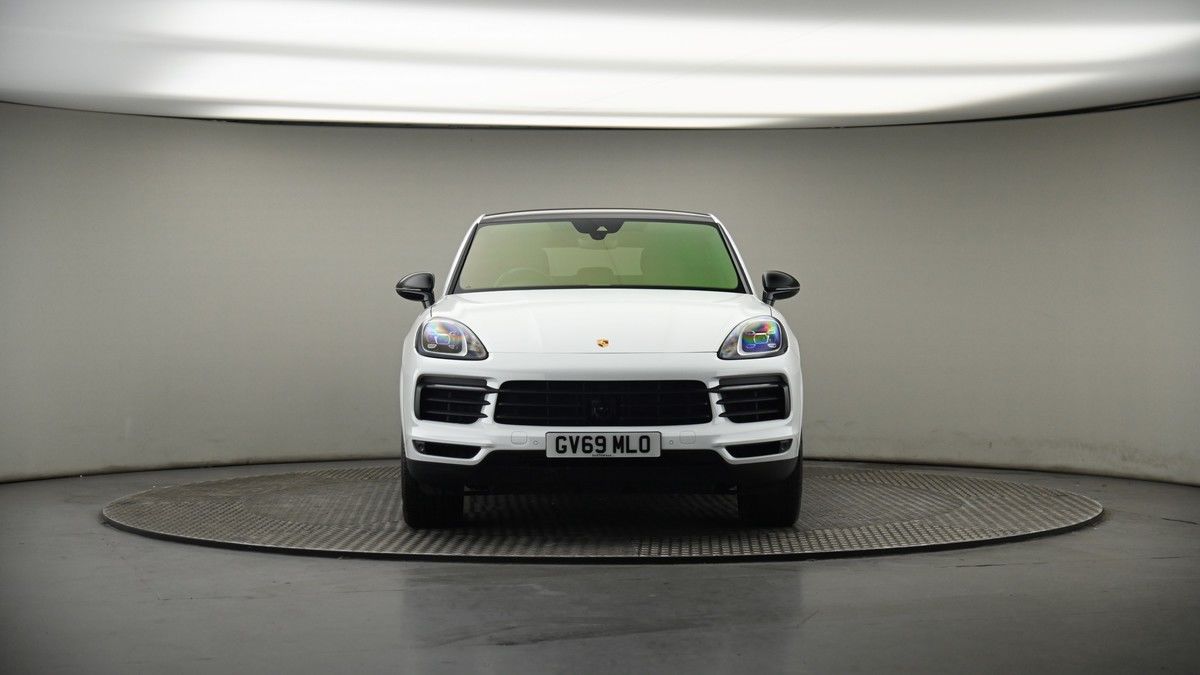 Porsche Cayenne Image 18