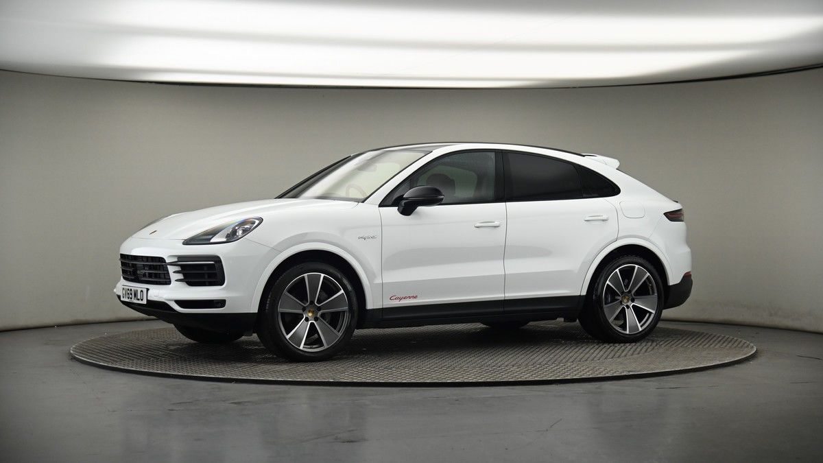 More views of Porsche Cayenne