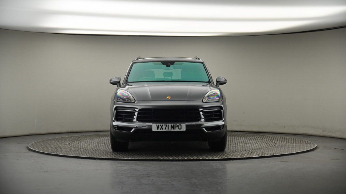 Porsche Cayenne Image 18