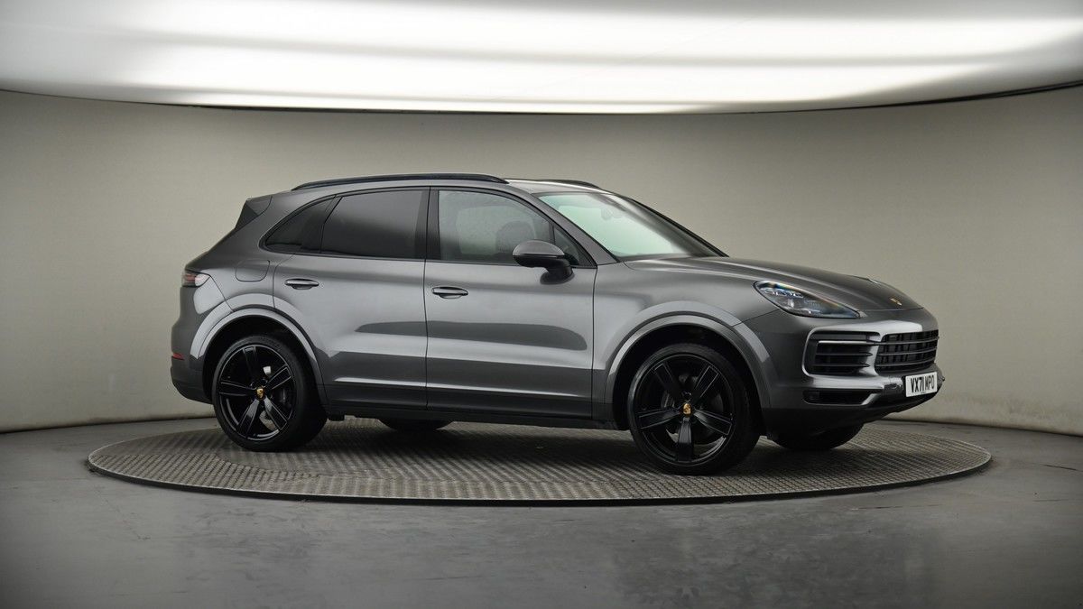 Porsche Cayenne Image 6