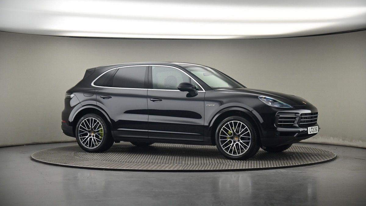 More views of Porsche Cayenne