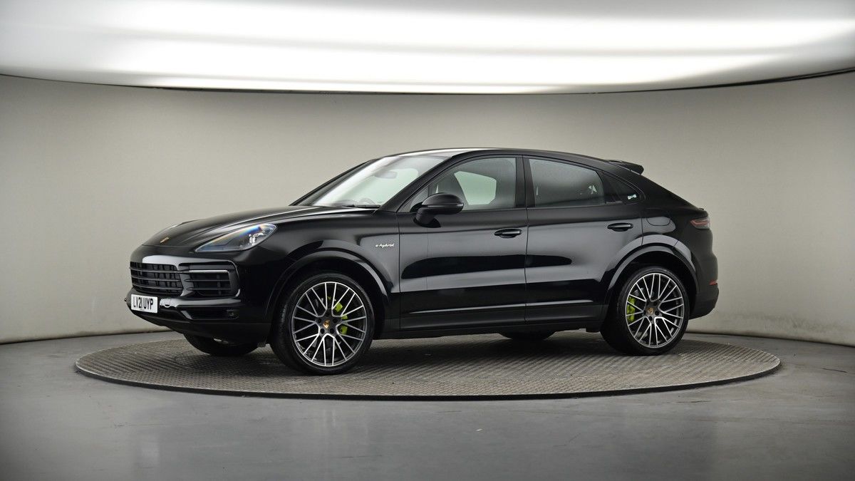 More views of Porsche Cayenne