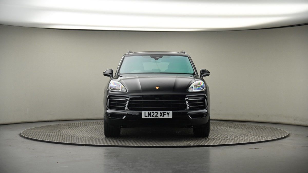 Porsche Cayenne Image 18