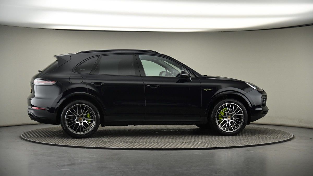 More views of Porsche Cayenne