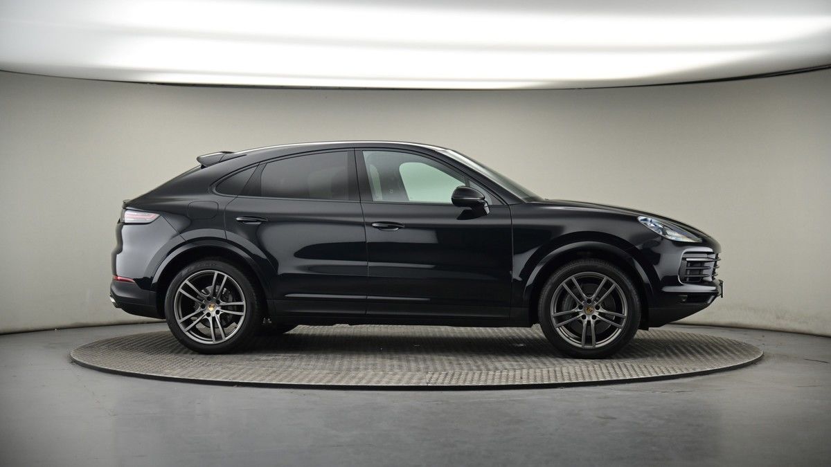 More views of Porsche Cayenne