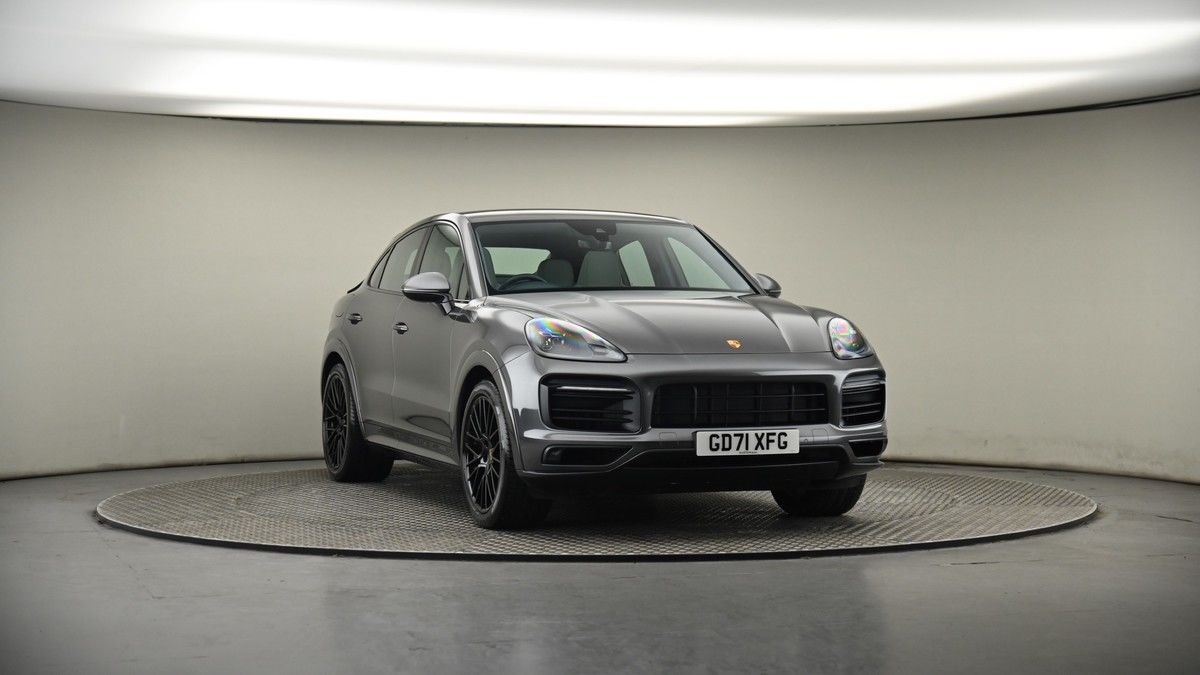 More views of Porsche Cayenne