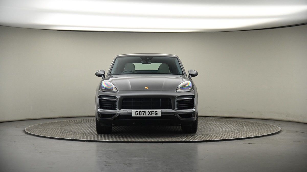 Porsche Cayenne Image 18