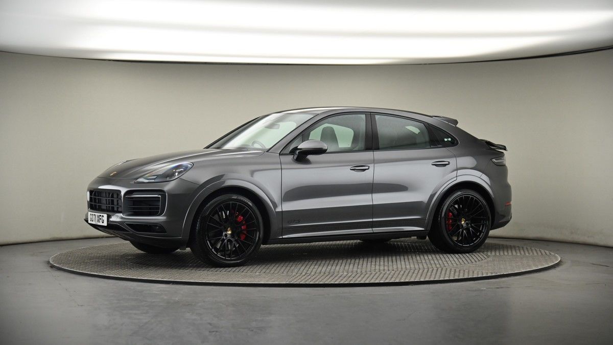 More views of Porsche Cayenne