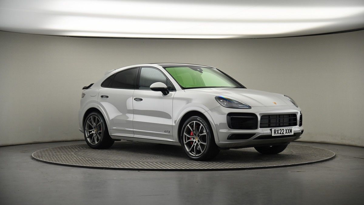 More views of Porsche Cayenne