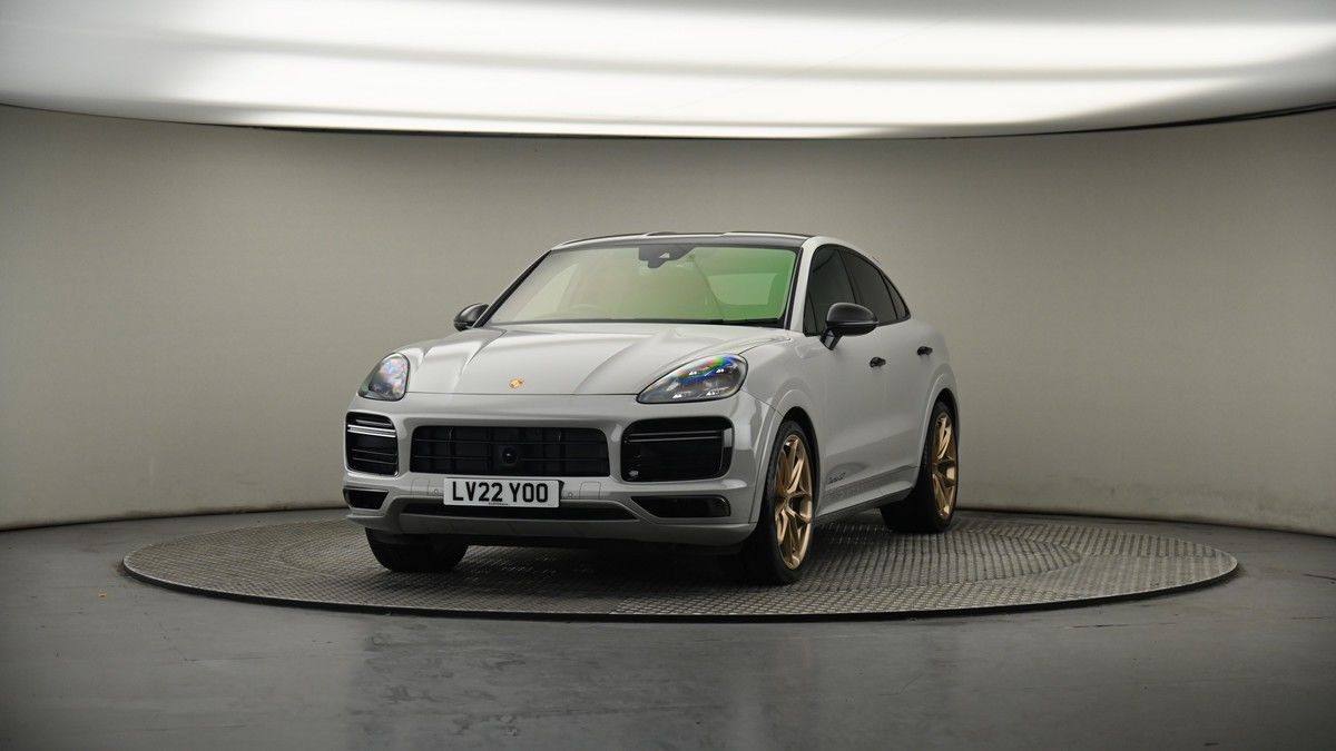 More views of Porsche Cayenne