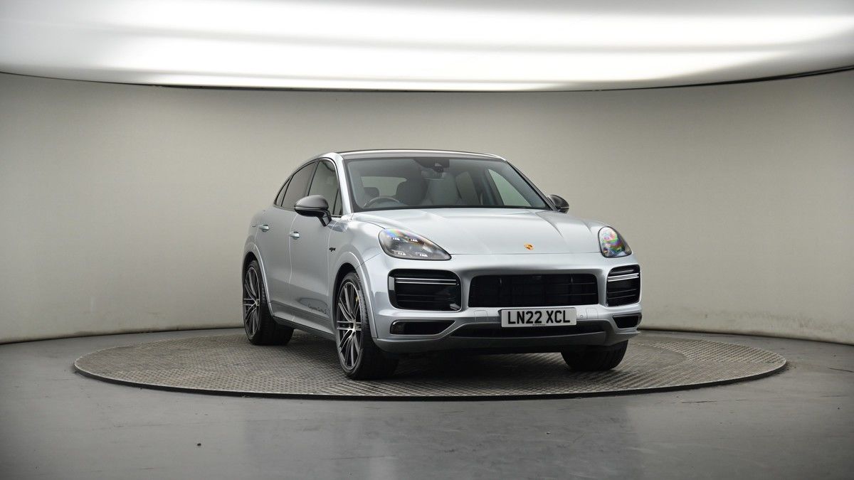 More views of Porsche Cayenne