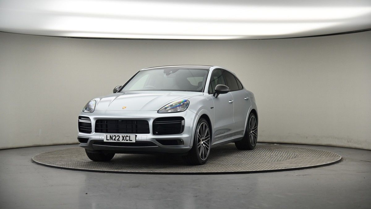 More views of Porsche Cayenne