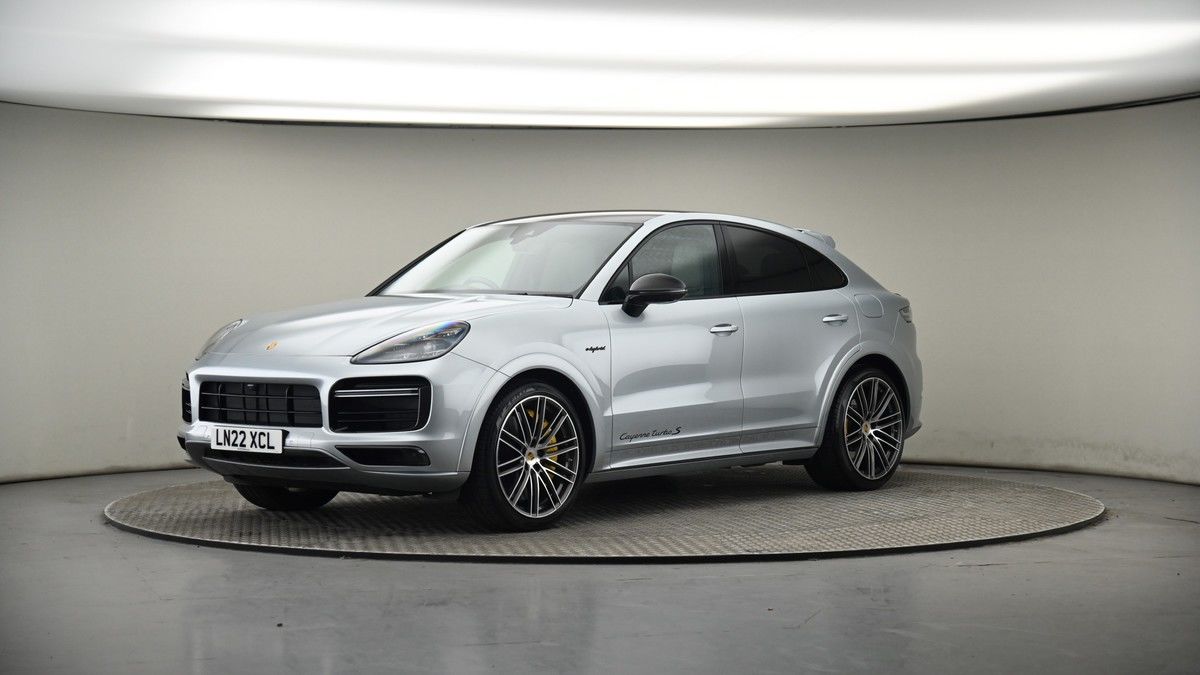 More views of Porsche Cayenne