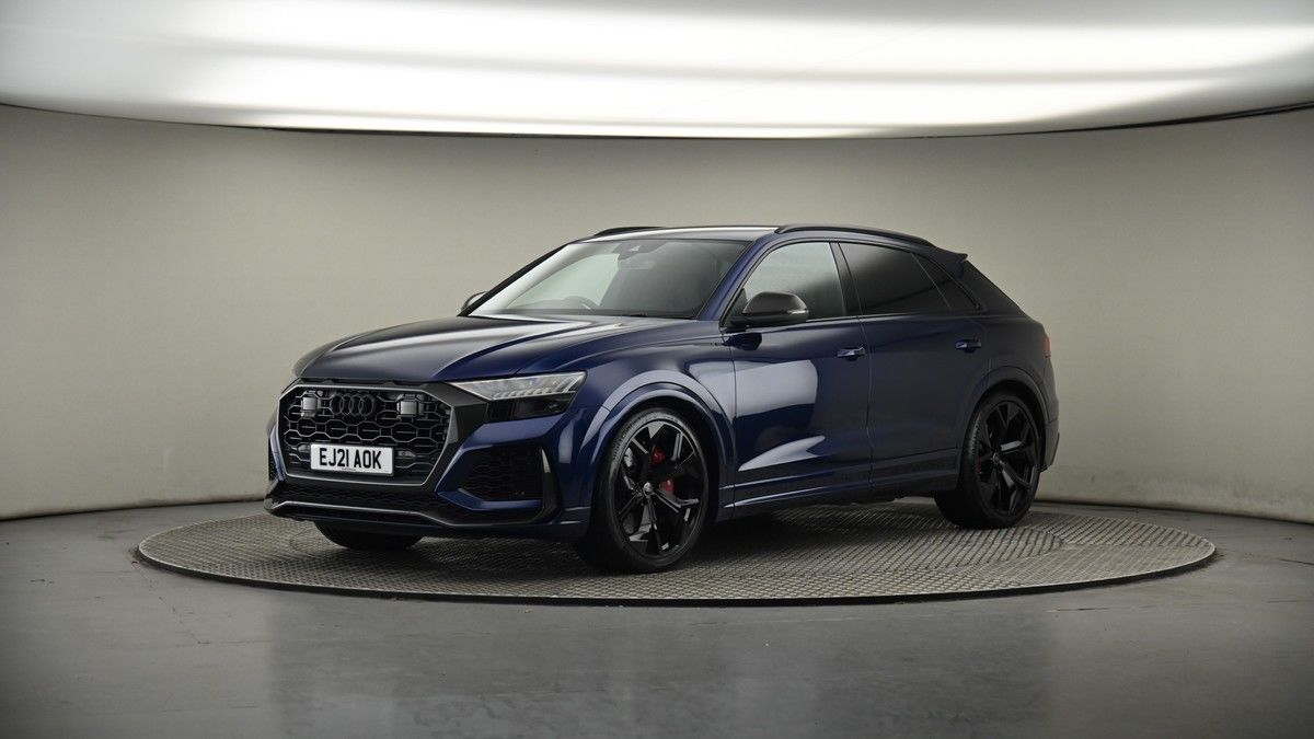 More views of Audi RSQ8