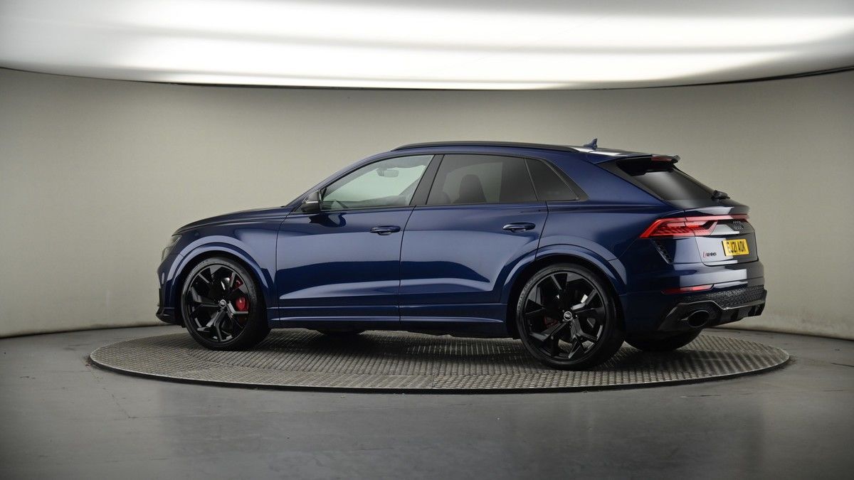 More views of Audi RSQ8