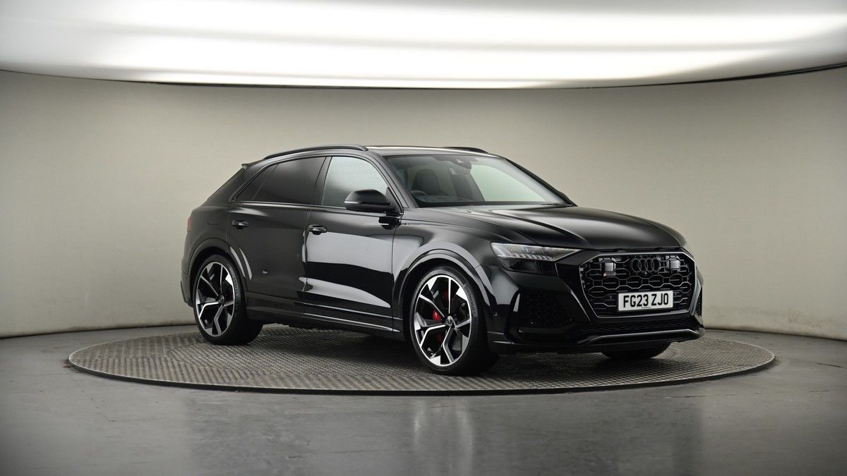 More views of Audi RSQ8