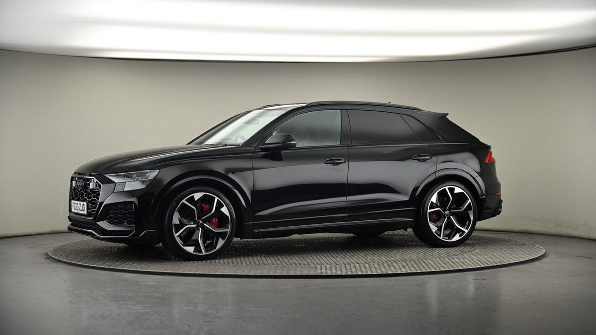 More views of Audi RSQ8