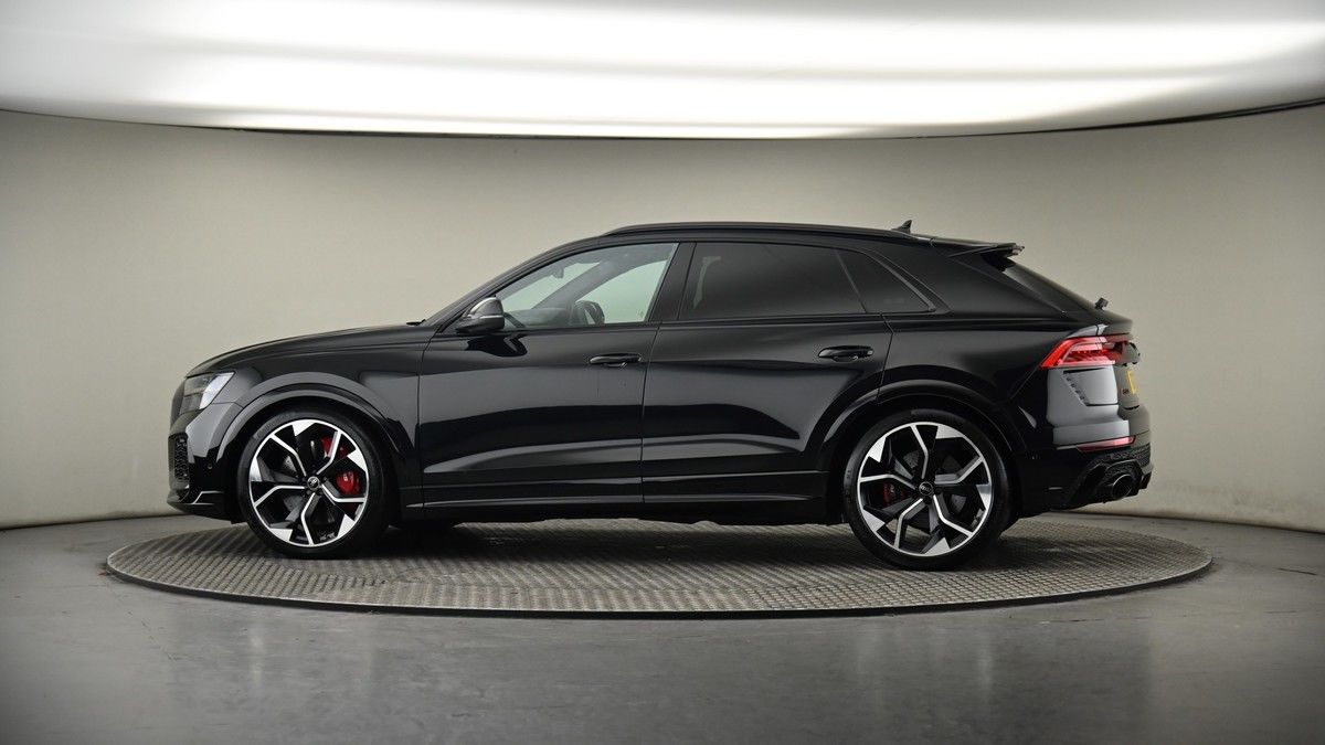 More views of Audi RSQ8