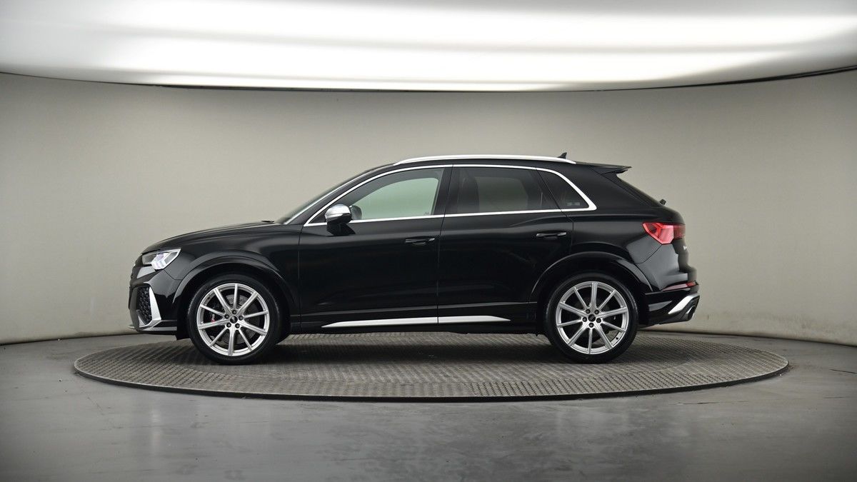 Audi RS Q3 Image 19