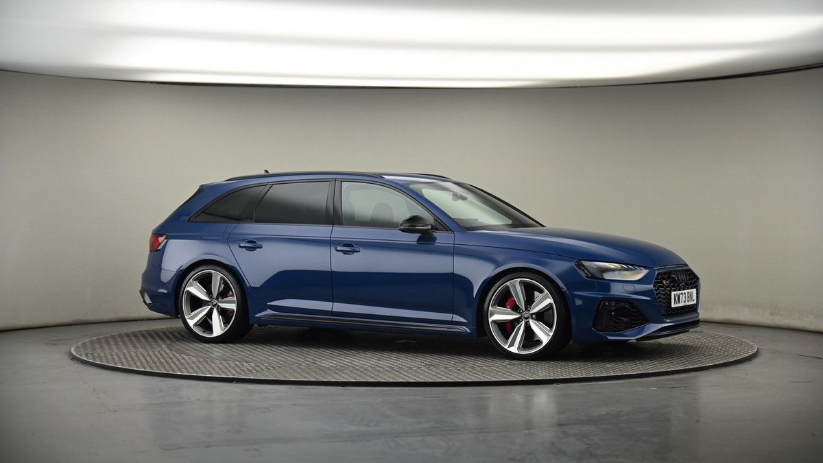 Audi RS4 Avant Image 6