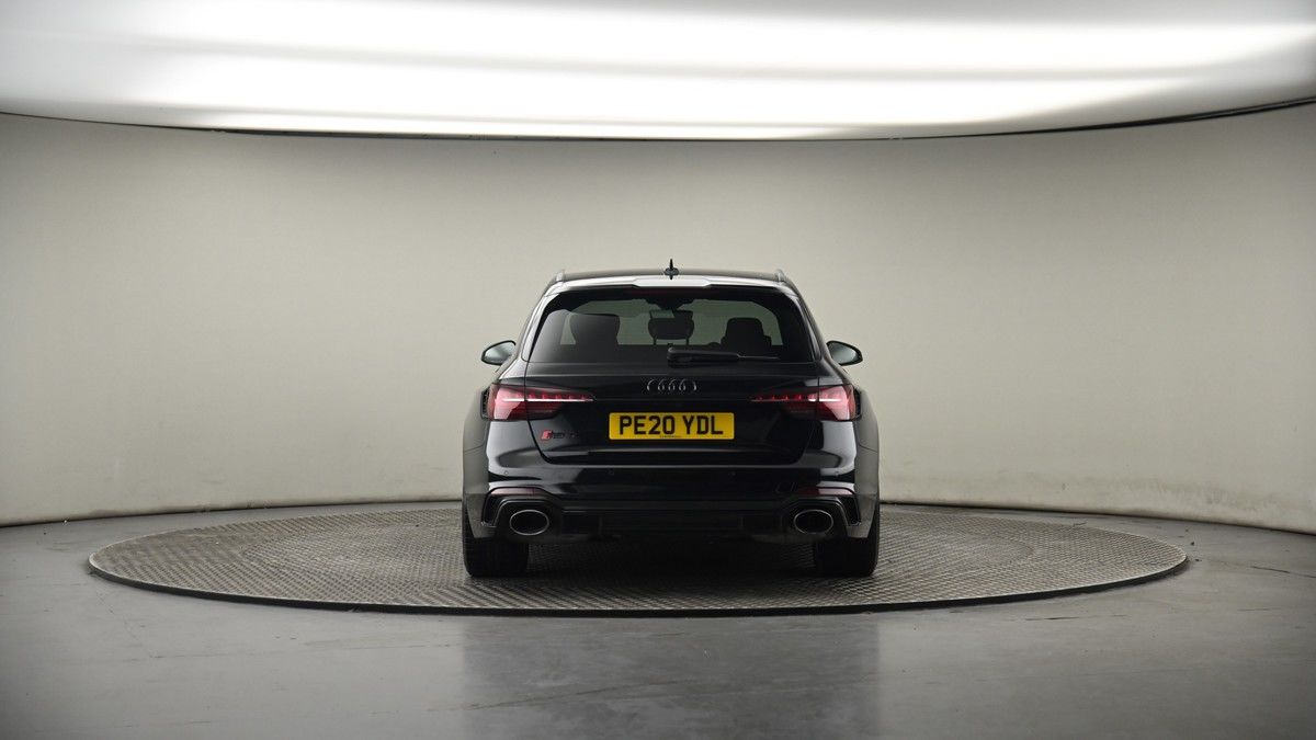 Audi RS4 Avant Image 17