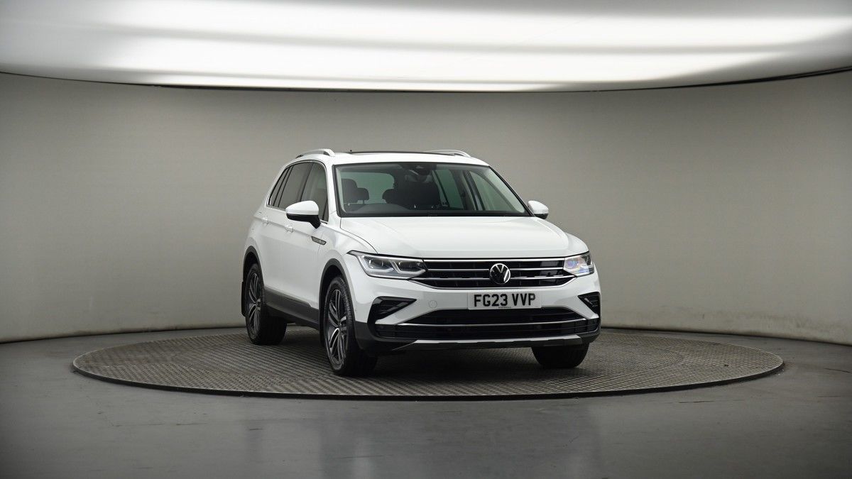 More views of Volkswagen Tiguan