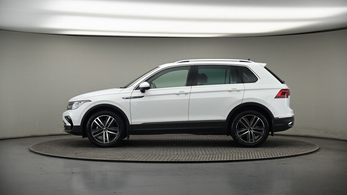 More views of Volkswagen Tiguan